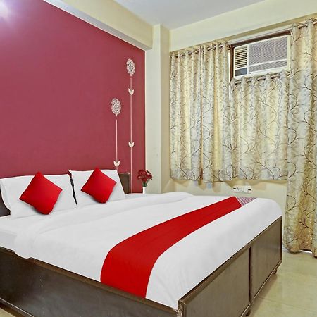 Hotel O A.K Palace New Delhi Extérieur photo